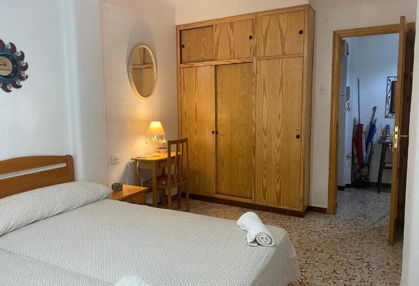 اتاق استاندارد, Guest House Capitan Meca