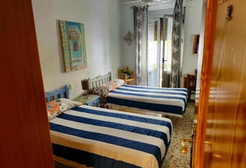 اتاق اکونومی, Guest House Capitan Meca