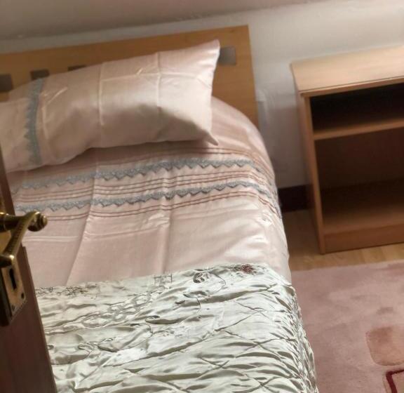 Номер Economy Индивидуальный, Brown S Guest House