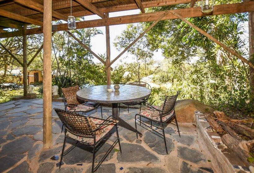 اتاق خانوادگی, Eloff Guest House And Gallery