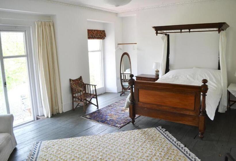 Номер Deluxe с Балконом, 8a Spring Gardens