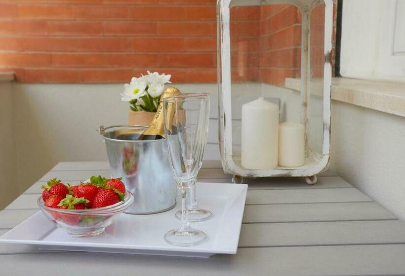 اتاق لوکس با بالکن, B&b Mondello Design