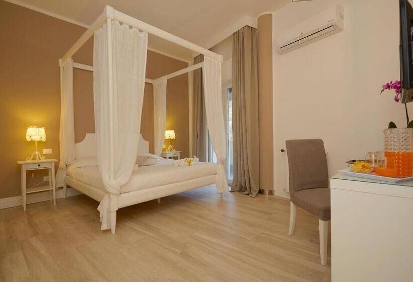 اتاق لوکس با بالکن, B&b Mondello Design