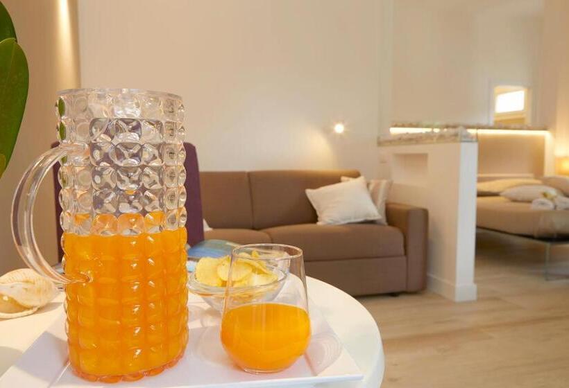 اتاق لوکس چهار تخته, B&b Mondello Design