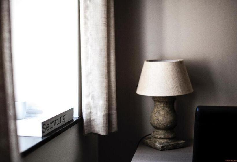 Quarto Deluxe, La Maison En Pierre
