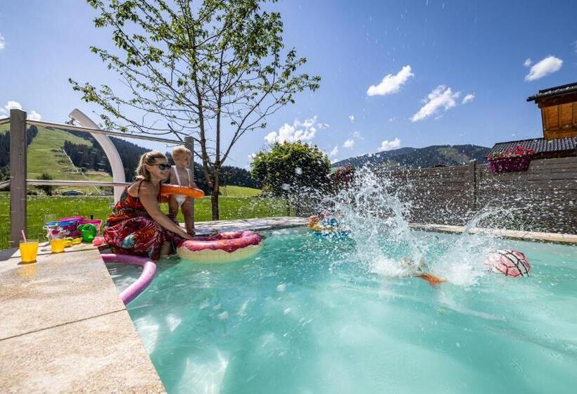 اتاق خانوادگی, Enjoy The Alps