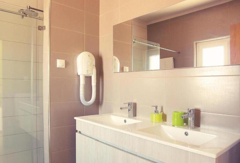 خانه 1 خوابه, Casas Novas Da Fataca