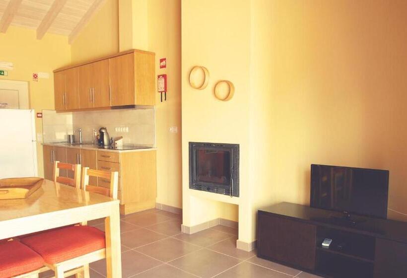 خانه 2 خوابه, Casas Novas Da Fataca