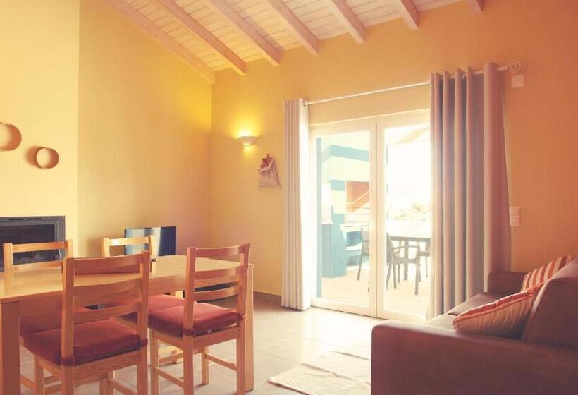 خانه 2 خوابه, Casas Novas Da Fataca
