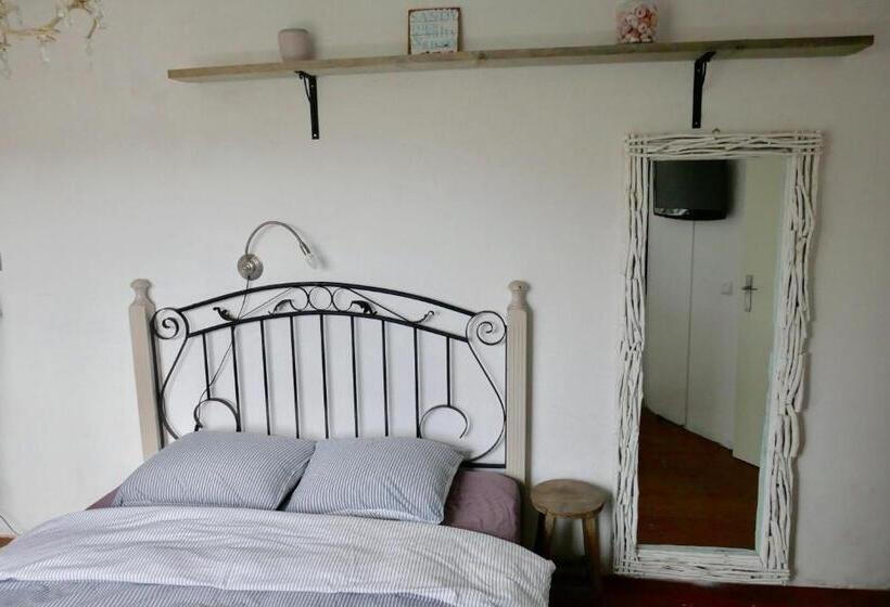 Quarto Estandar Banheiro Compartilhado, Silver Moon Bed & Breakfast