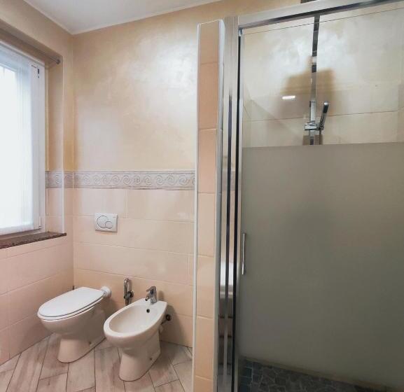 اتاق استاندارد چهار تخته, Villa Ormeni
