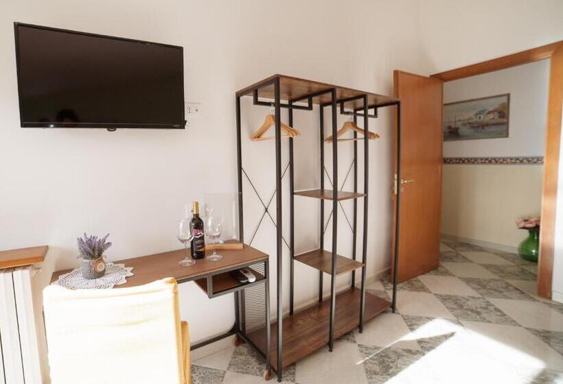 اتاق استاندارد با بالکن, B&b Belvedere