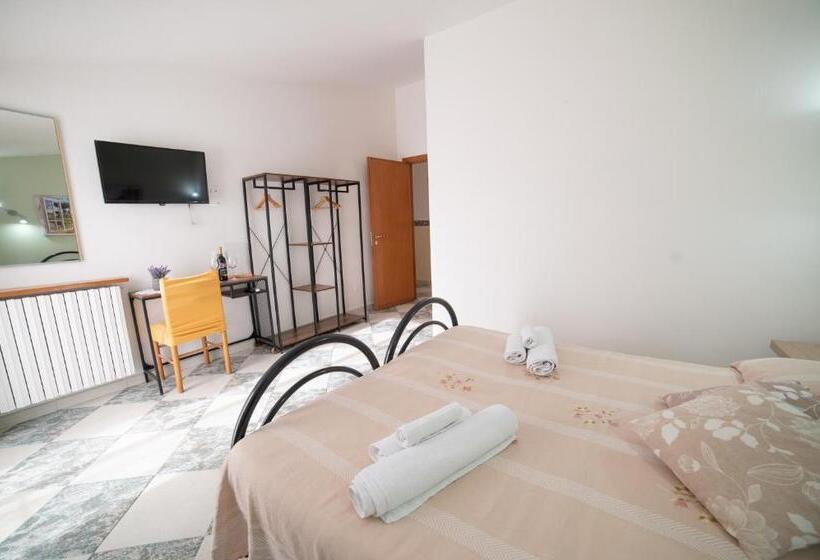 اتاق استاندارد با بالکن, B&b Belvedere