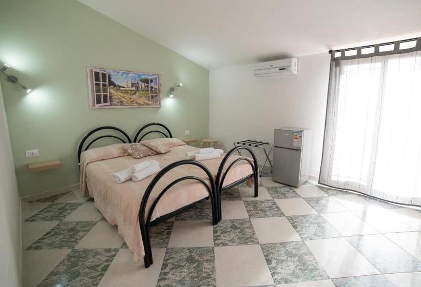 اتاق استاندارد با بالکن, B&b Belvedere