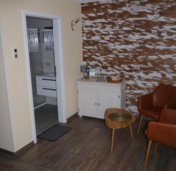 Номер Стандарт Вид на Сад, Café Im Hof  Bed & Breakfast