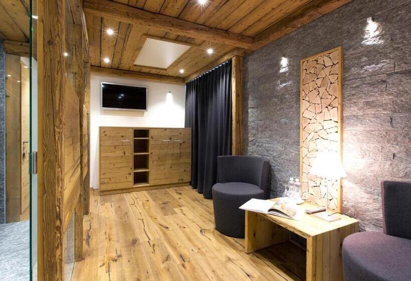 Полулюкс, Crusch Alba Zernez