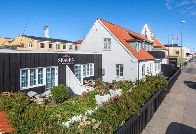 Семейный Номер, Skagen Harbour