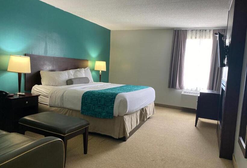 Люкс Кровать Кинг, Travelodge By Wyndham Miramichi New Brunswick