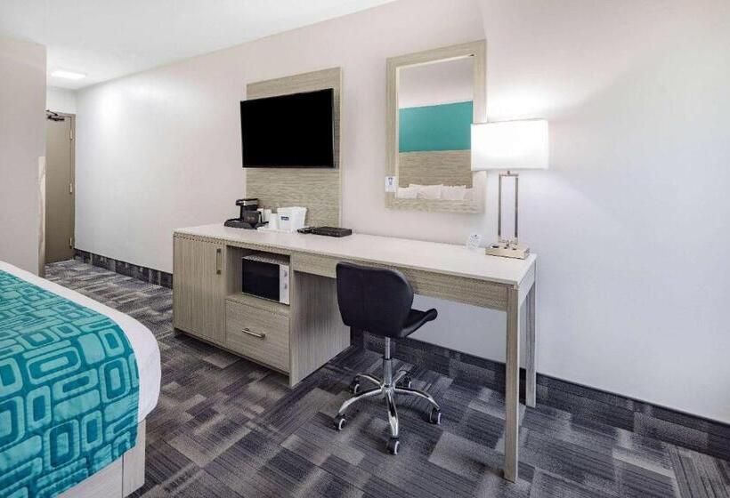 Номер Стандарт Вид на Реку, Travelodge By Wyndham Miramichi New Brunswick