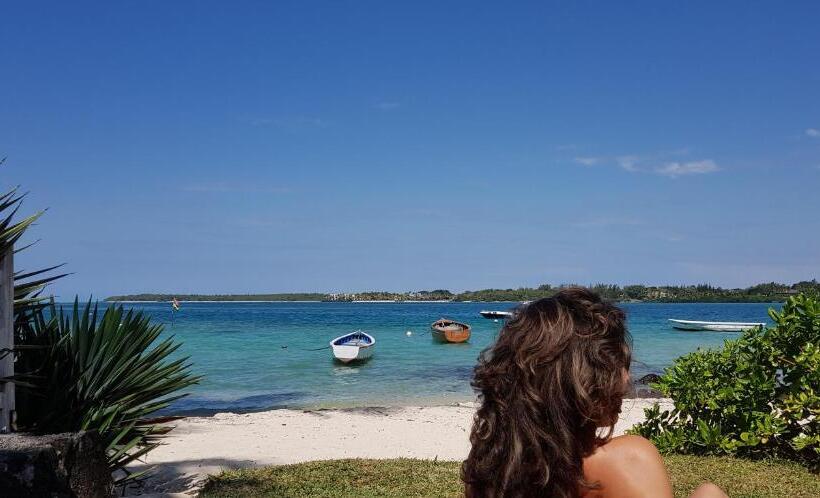 اتاق استاندارد با چشم‌انداز دریا, Colibri Beach Villas
