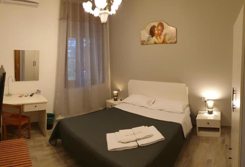 اتاق لوکس, B&b Castelluccio