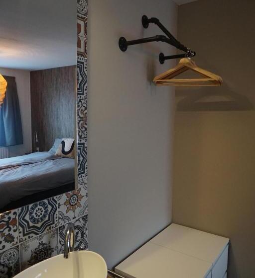 اتاق استاندارد, Bed And Breakfast Kik En Bun
