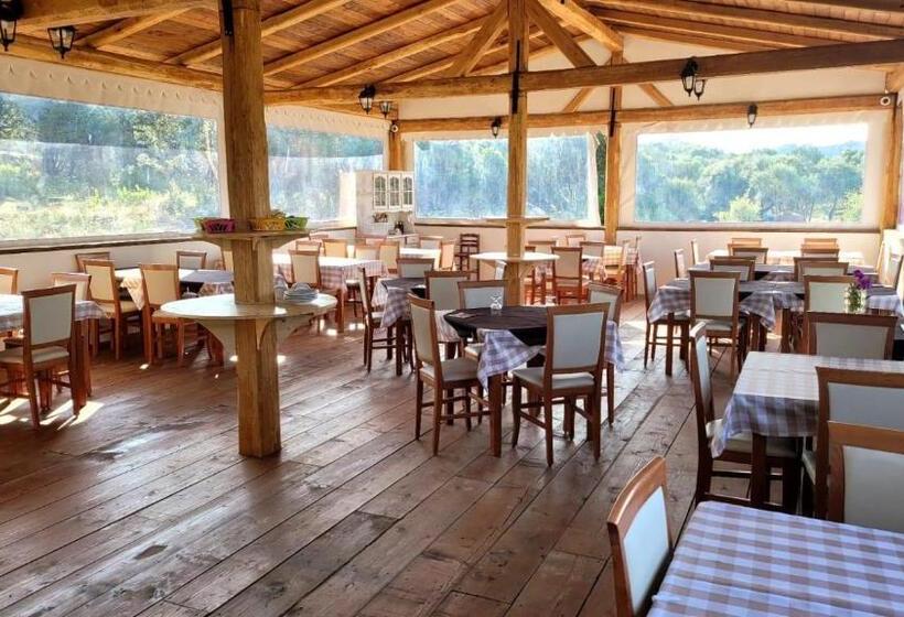 Номер Стандарт Трехместный, Locanda Domus De Vida Turismo Rurale