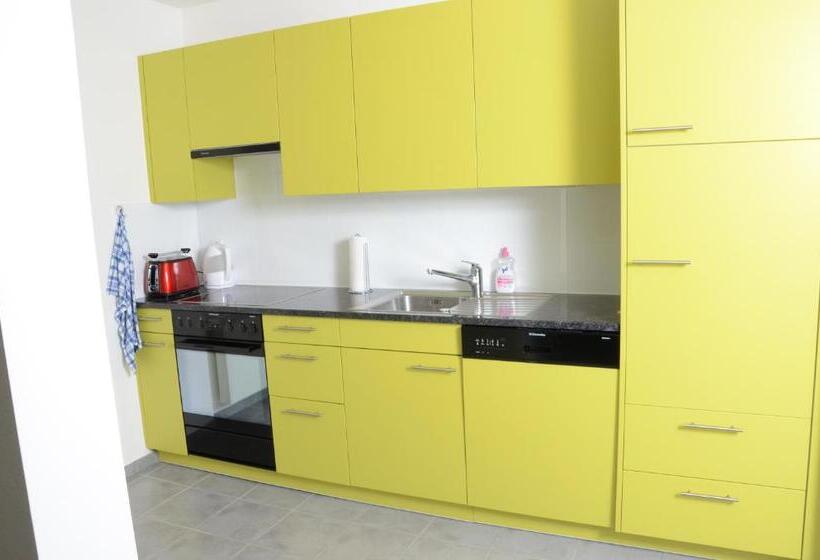 آپارتمان 2 خوابه با بالکن, Guesthouse Casa Esperanza Basel