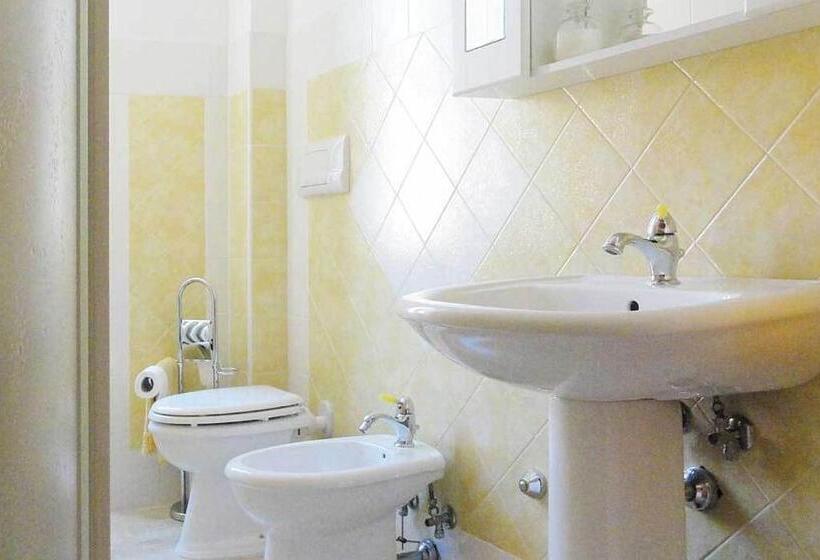 اتاق استاندارد, Affittacamere S Ortensia