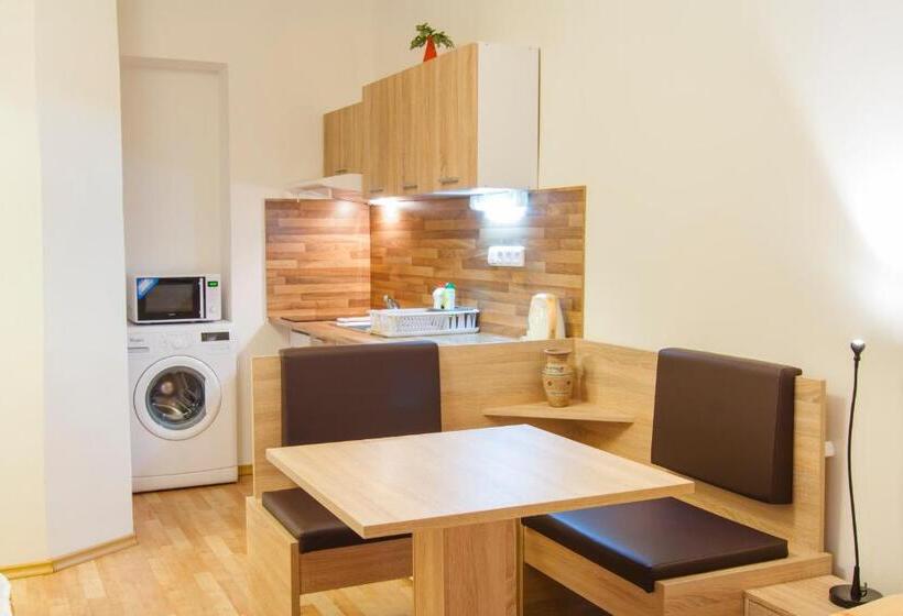 침실 1개 아파트, Apartmány   Penzion Smetanka