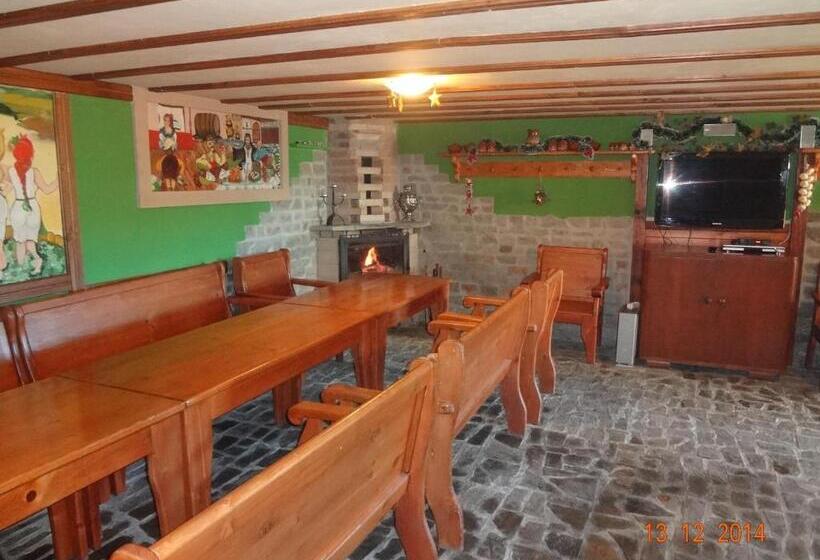 Дом 1 Спальня, Guest House Diabora
