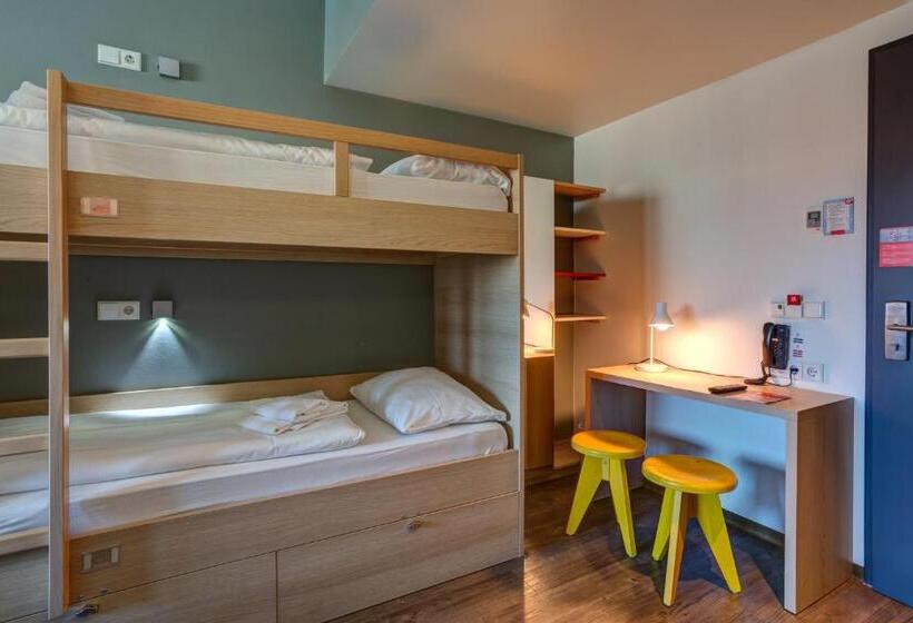 اتاق استاندارد چهار تخته, Meininger Hotel Berlin Airport