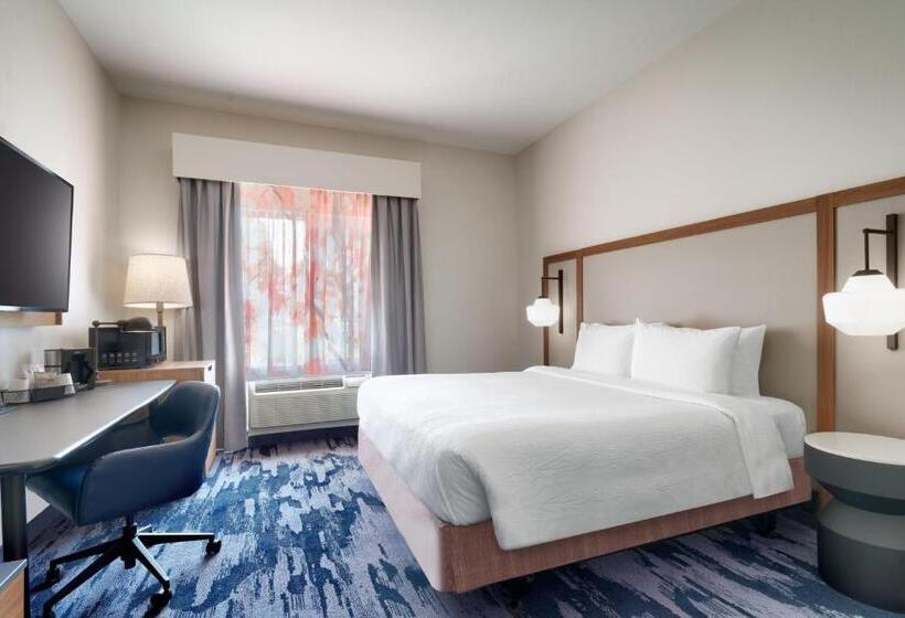 キングサイズベッドのスタンダードルーム, Fairfield Inn & Suites By Marriott Yakima