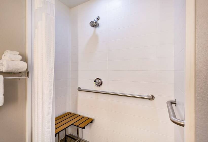 סוויטה, Holiday Inn Express Hotel & Suites Inverness, An Ihg
