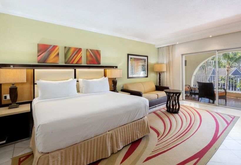 سوییت جونیور با چشم‌انداز استخر, Tamarind By Elegant Hotels