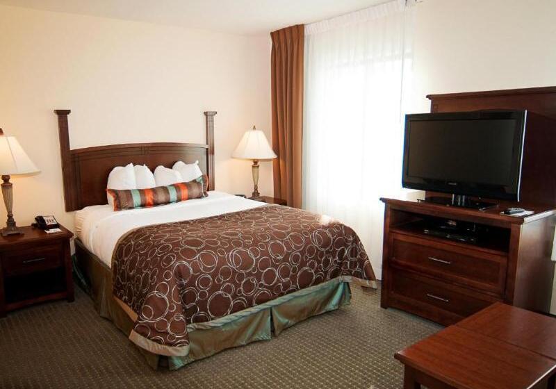 استودیوی استاندارد, Staybridge Suites Wichita, An Ihg