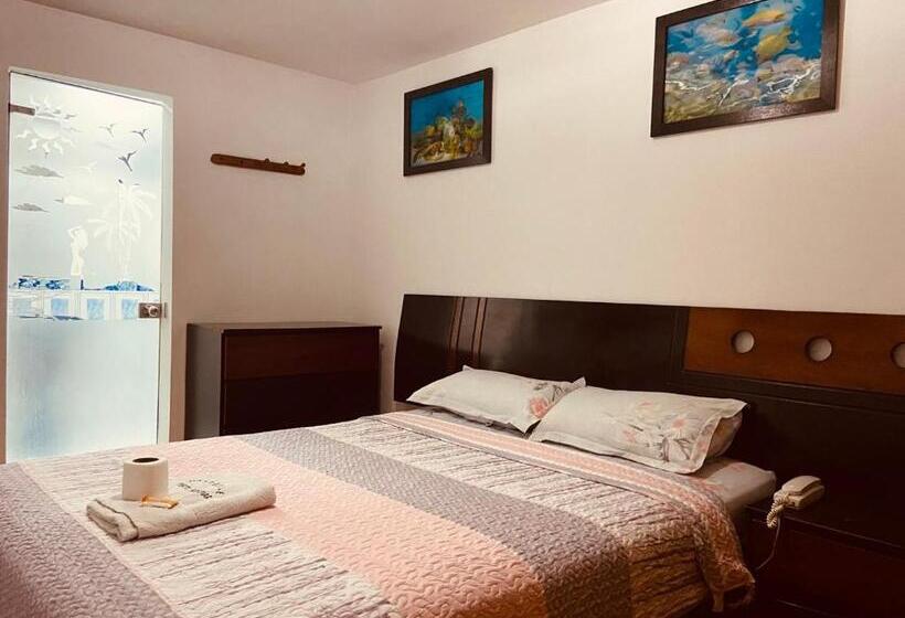 اتاق لوکس با تخت بزرگ, Puerto Bayovar