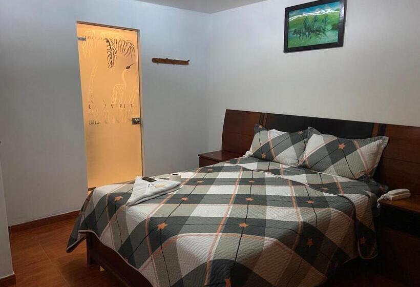 اتاق لوکس با تخت بزرگ, Puerto Bayovar