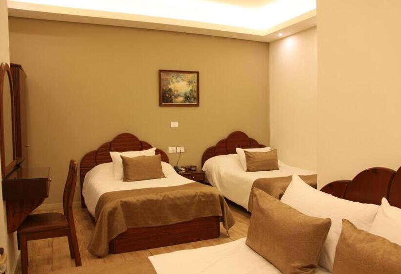 Economy Quadruple Room, Lamedina Hotel & Resort