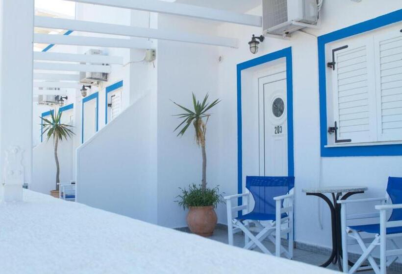 اتاق اکونومی, Milos Villas