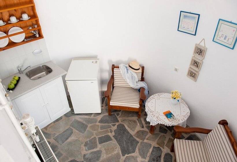 اتاق کلاسیک, Milos Villas