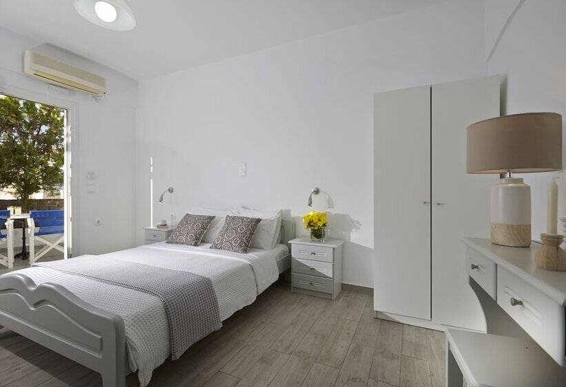 اتاق اکونومی, Milos Villas
