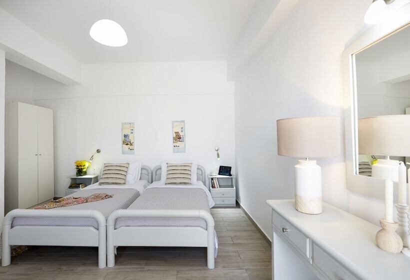 اتاق اکونومی, Milos Villas