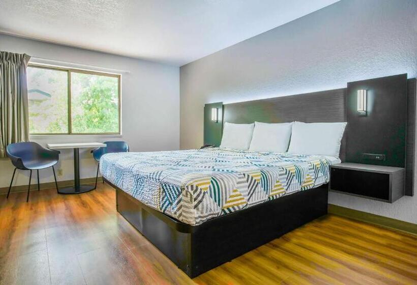 חדר סטנדרט עם מיטת קינג, Motel 6gresham, Or  Portland