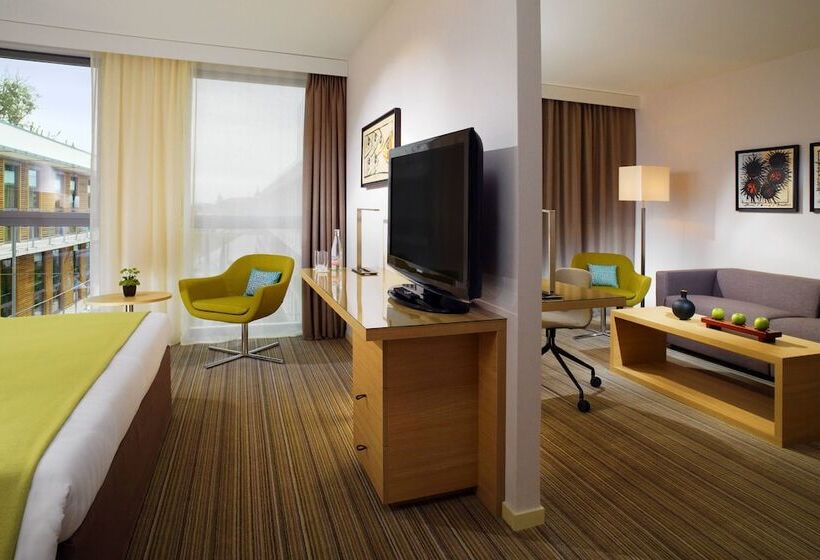 스위트, Courtyard By Marriott Montpellier
