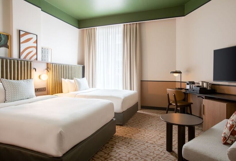 Семейный Номер, Le Parchamp, A Tribute Portfolio Hotel, Paris Boulogne