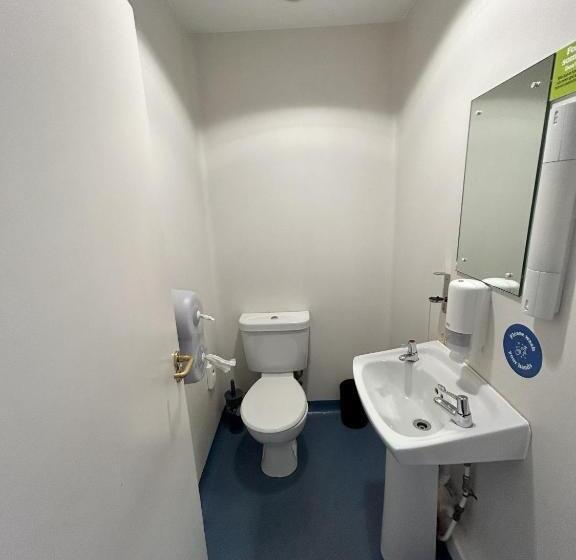 اتاق استاندارد چهار تخته, Yha Whitby