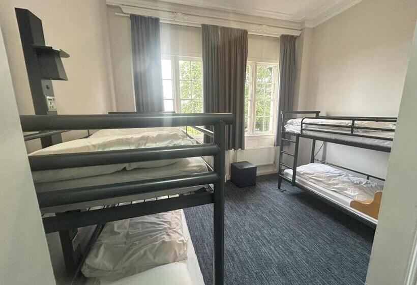 اتاق استاندارد چهار تخته, Yha Whitby