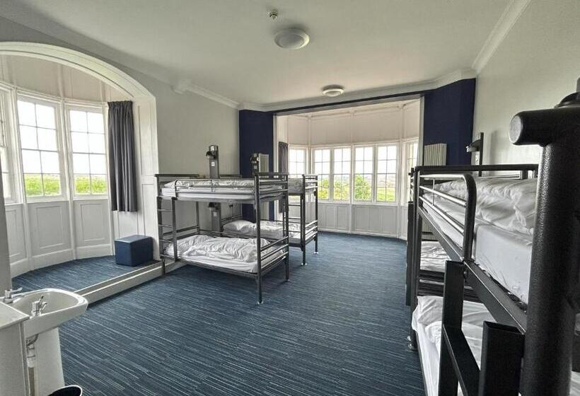 تختخواب در اتاق مشترک, Yha Whitby