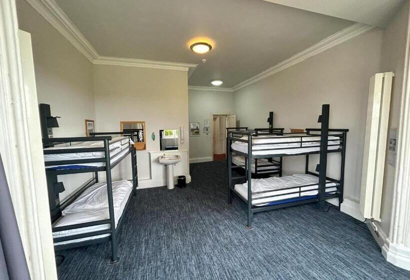 تختخواب در اتاق مشترک, Yha Whitby